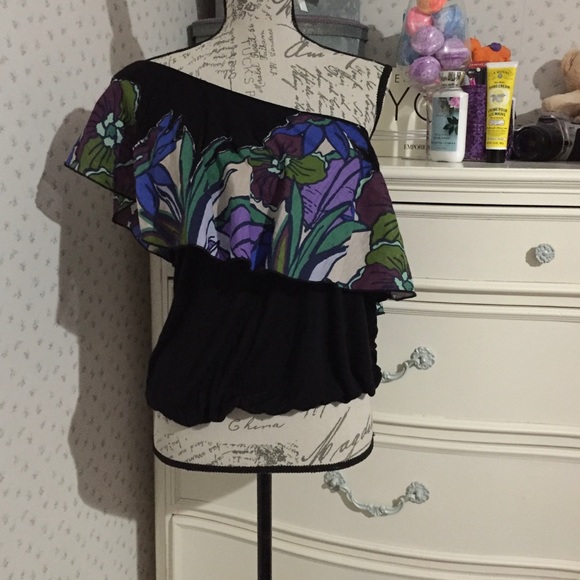 Free People One Shoulder Top - Picture 2 of 11